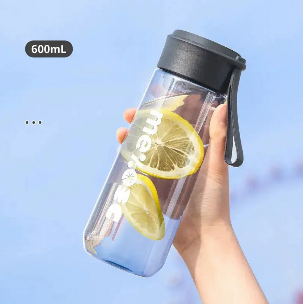 Gourde de sport avec infuseur à thé